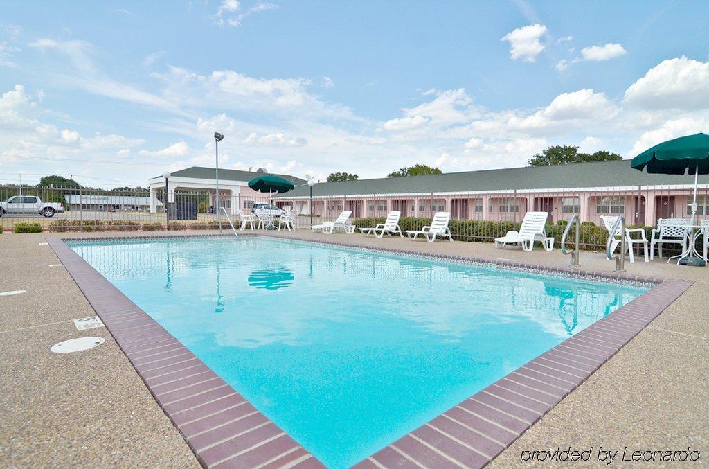 Days Inn Gun Barrel City מתקנים תמונה