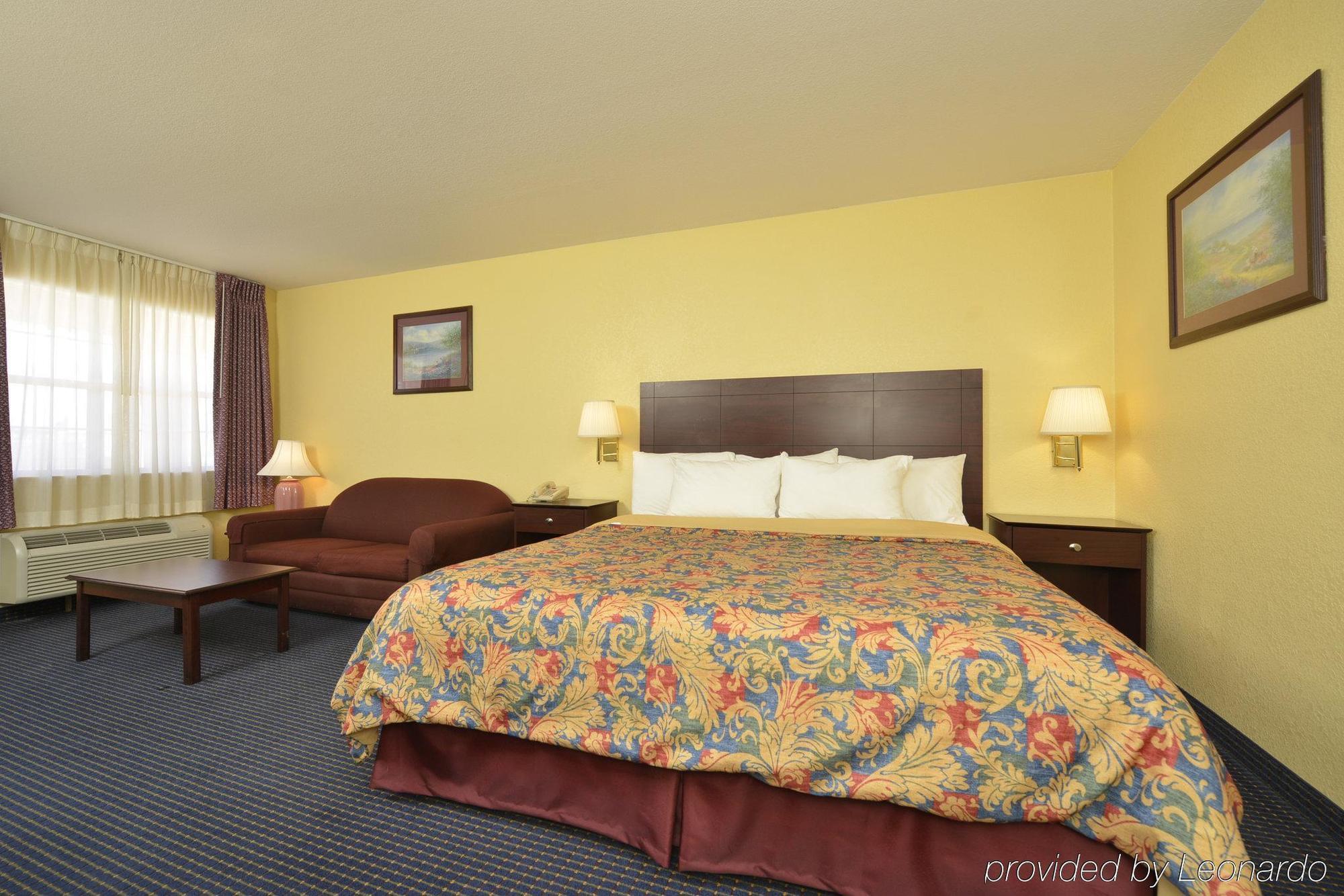 Days Inn Gun Barrel City מראה חיצוני תמונה
